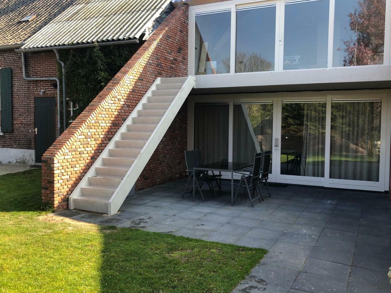 Vakantie Appartementen De Bonte Kraai Raamsdonk Exterior photo