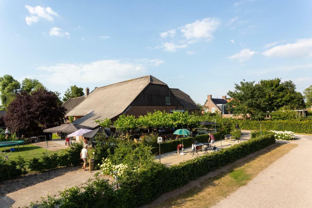 Vakantie Appartementen De Bonte Kraai Raamsdonk Exterior photo